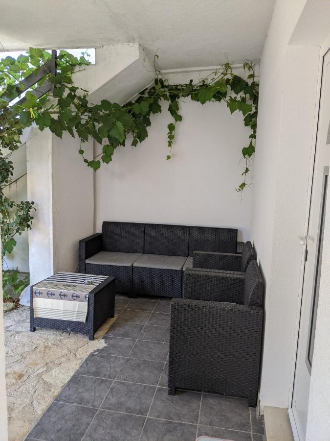 Emilija Apartments Privlaka بريفلاكا المظهر الخارجي الصورة